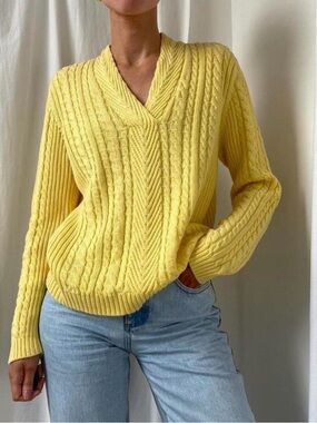 Vintage Cable Knit V-Neck Sweater - Yellow